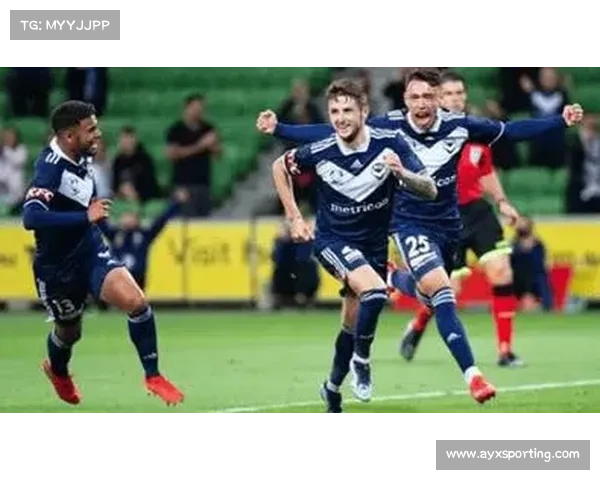 澳超西悉尼漫步者对阵奥克兰FC，联赛黑马挑战老牌球队